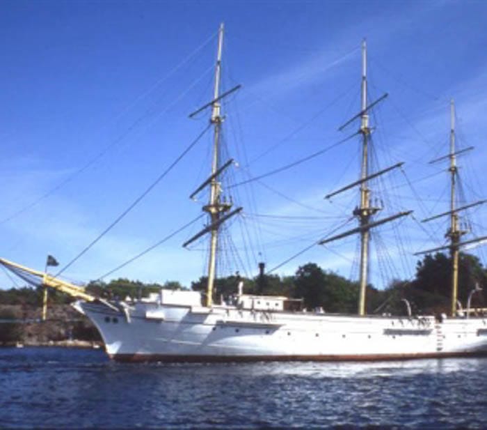 SAIL TRAINING SHIP JARRAMAS