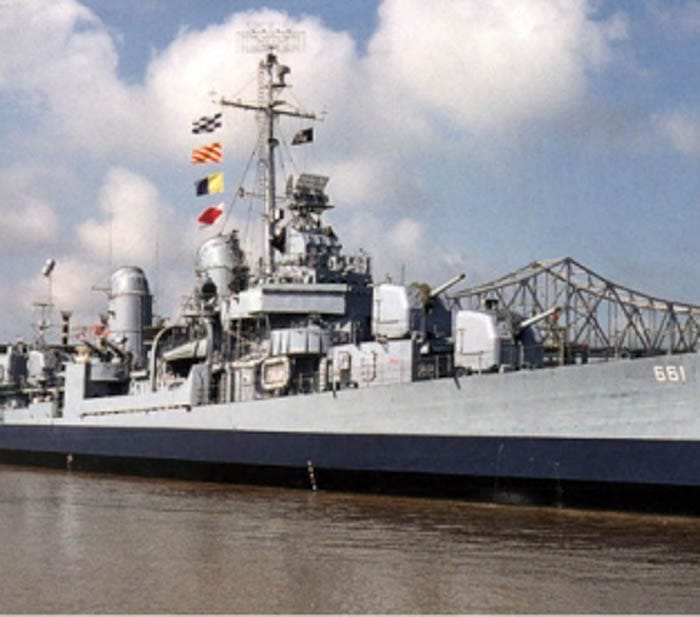 USS KIDD (DD-661)